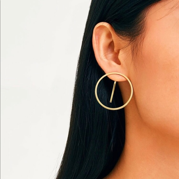 Jewelry - •Geometric Circle Bars•